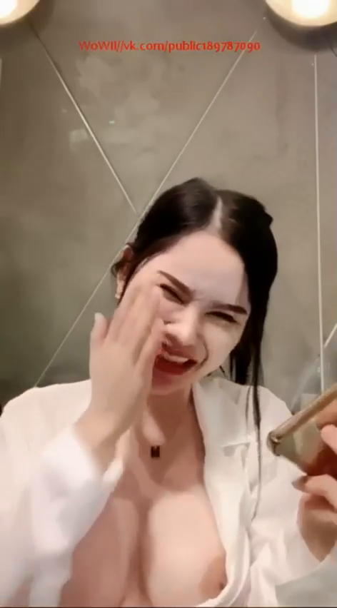 ไลฟ์เสียว โชว์หี โชว์นม แหกหี เสียวหี